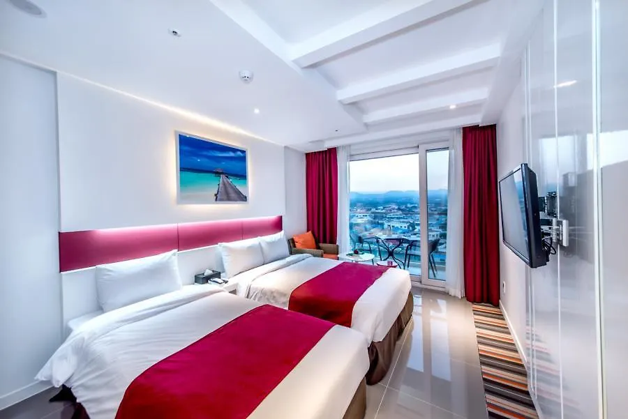 Aimi Jeju Beach Hotel